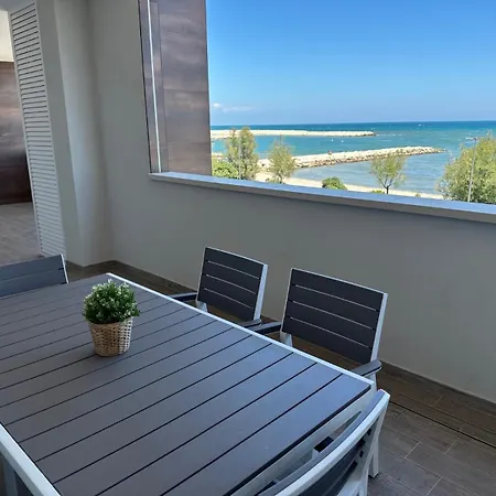 Guesthost - Seaside *