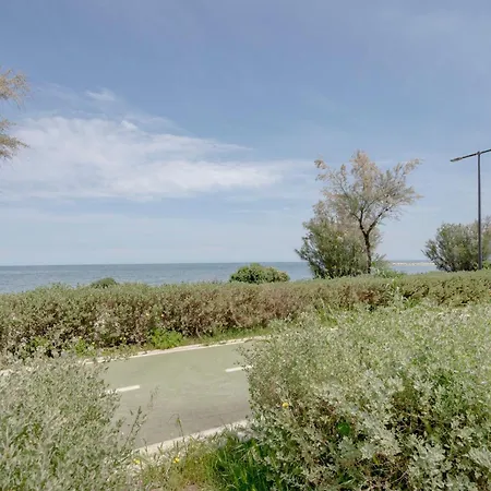 Апартаменты Guesthost - Seaside Бари